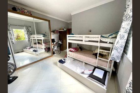 Casa à venda com 2 quartos, 100m² em Jardim Professor Benoa, Barueri