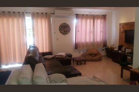 Casa à venda com 3 quartos, 250m² em Tucuruvi, São Paulo