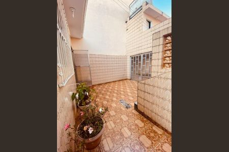 Casa à venda com 120m², 2 quartos e 2 vagas