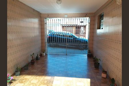 Casa à venda com 120m², 2 quartos e 2 vagas