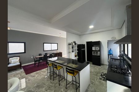 Casa à venda com 3 quartos, 290m² em Suru, Barueri