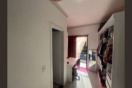 Casa à venda com 3 quartos, 290m² em Suru, Barueri