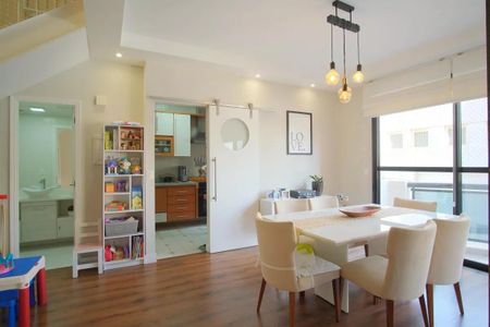 Apartamento à venda com 160m², 5 quartos e 4 vagas