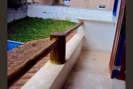 Casa à venda com 3 quartos, 210m² em Quintas do Ingaí, Barueri