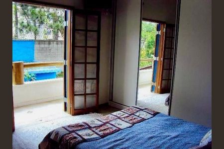 Casa à venda com 3 quartos, 210m² em Quintas do Ingaí, Barueri
