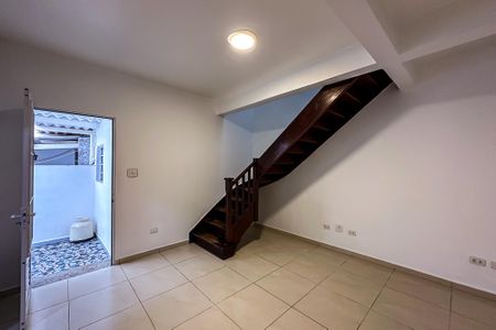 Sala de casa para alugar com 2 quartos, 120m² em Quarta Parada, São Paulo