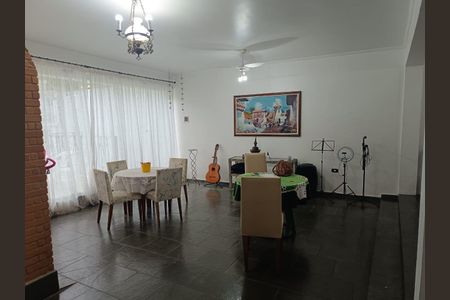 Casa à venda com 5 quartos, 500m² em Vila Albertina, São Paulo