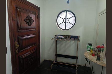 Casa à venda com 500m², 5 quartos e sem vaga