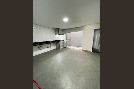 Casa à venda com 3 quartos, 225m² em Vila Carrão, São Paulo