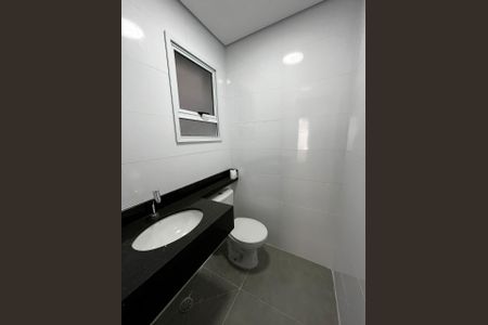 Casa à venda com 3 quartos, 225m² em Vila Carrão, São Paulo