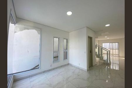 Casa à venda com 2 quartos, 130m² em Jardim Sao Luis, Barueri