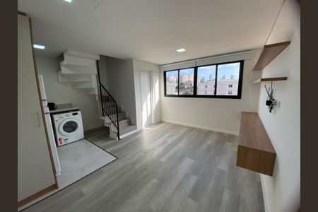 Sala/Cozinha de apartamento para alugar com 1 quarto, 50m² em Rebouças, Curitiba