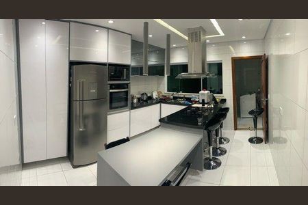 Casa à venda com 2 quartos, 126m² em Vila Pirituba, São Paulo