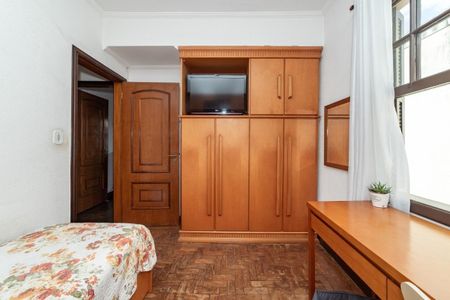 Casa à venda com 231m², 4 quartos e 2 vagas