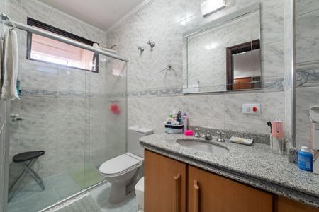 Casa à venda com 231m², 4 quartos e 2 vagas