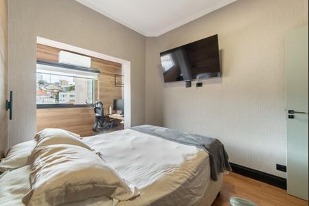 Casa à venda com 3 quartos, 225m² em Água Rasa, São Paulo