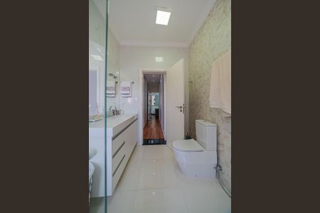 Casa à venda com 438m², 4 quartos e 6 vagas