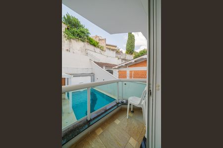 Casa à venda com 438m², 4 quartos e 6 vagas