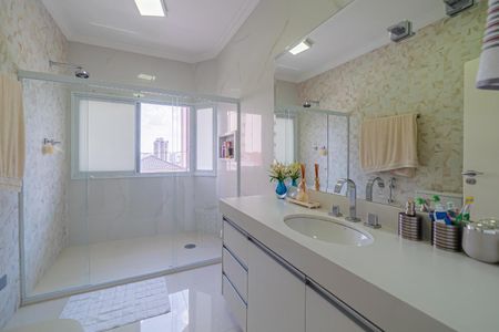 Casa à venda com 438m², 4 quartos e 6 vagas