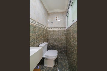 Casa à venda com 438m², 4 quartos e 6 vagas