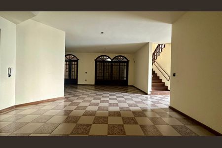 Casa à venda com 300m², 5 quartos e 3 vagas