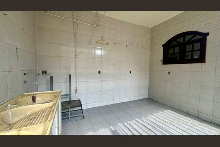 Casa à venda com 300m², 5 quartos e 3 vagas