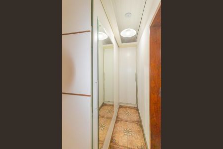 Casa à venda com 144m², 2 quartos e 2 vagasCloset da suíte