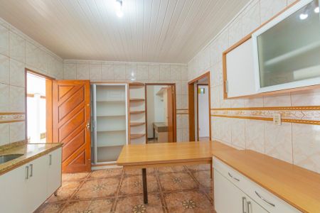 Casa à venda com 144m², 2 quartos e 2 vagasCozinha