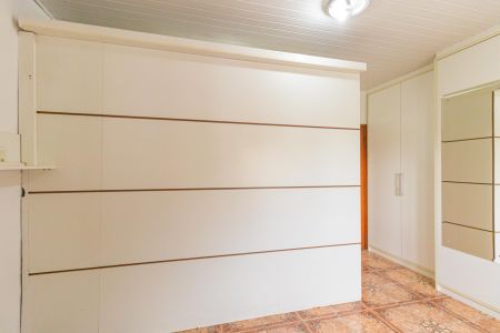 Casa à venda com 144m², 2 quartos e 2 vagasSuíte