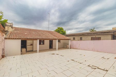 Casa à venda com 144m², 2 quartos e 2 vagasÁrea externa/Fundos