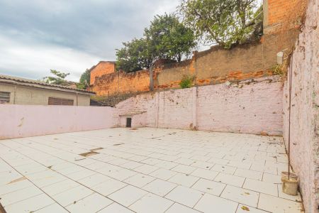 Casa à venda com 144m², 2 quartos e 2 vagasÁrea externa/Fundos