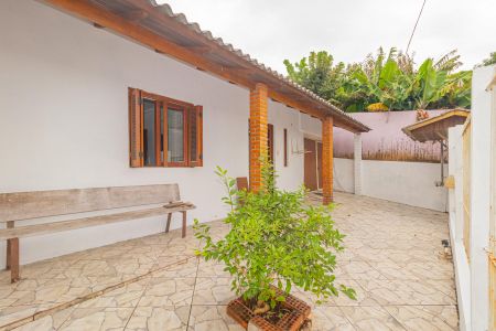 Casa à venda com 144m², 2 quartos e 2 vagasFachada/Frente da Casa