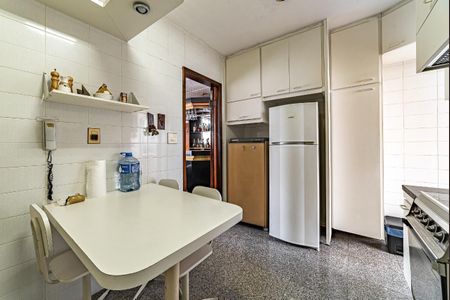 Apartamento à venda com 129m², 3 quartos e 2 vagas