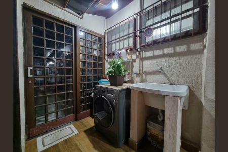 Casa à venda com 212m², 3 quartos e 6 vagas