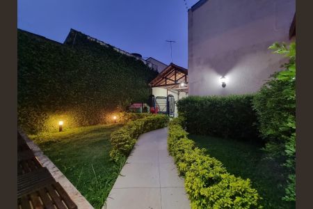 Casa à venda com 212m², 3 quartos e 6 vagas