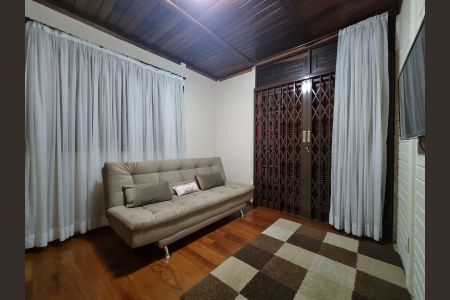 Casa à venda com 3 quartos, 212m² em Vila Albertina, São Paulo