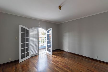 Casa para alugar com 392m², 7 quartos e 8 vagas Casa para alugar com 392m², 7 quartos e 8 vagasSuíte 2