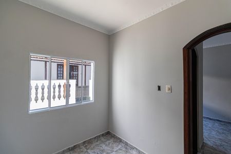 Casa para alugar com 392m², 7 quartos e 8 vagas Casa para alugar com 392m², 7 quartos e 8 vagasQuarto de Serviço