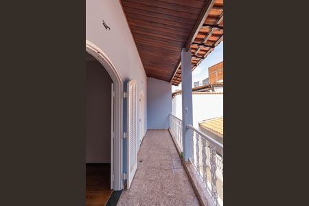 Casa para alugar com 392m², 7 quartos e 8 vagas Casa para alugar com 392m², 7 quartos e 8 vagasVaranda Quarto 2