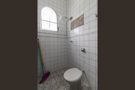 Casa para alugar com 392m², 7 quartos e 8 vagas Casa para alugar com 392m², 7 quartos e 8 vagasBanheiro - Garagem