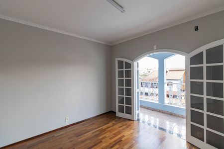 Casa para alugar com 392m², 7 quartos e 8 vagas Casa para alugar com 392m², 7 quartos e 8 vagasSuíte