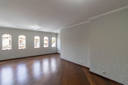 Sala de casa para alugar com 7 quartos, 392m² em Jardim Nossa Senhora do Carmo, São Paulo