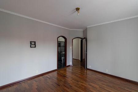 Casa para alugar com 392m², 7 quartos e 8 vagas Casa para alugar com 392m², 7 quartos e 8 vagasSuíte 2