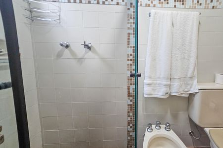 Apartamento para alugar com 64m², 1 quarto e 2 vagas