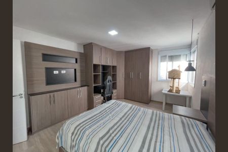 Casa de condomínio à venda com 340m², 4 quartos e 4 vagas