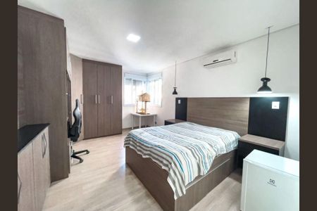 Casa de condomínio à venda com 340m², 4 quartos e 4 vagas