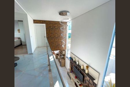 Casa de Condomínio à venda com 4 quartos, 340m² em Suru, Barueri