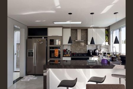 Casa de condomínio à venda com 340m², 4 quartos e 4 vagas