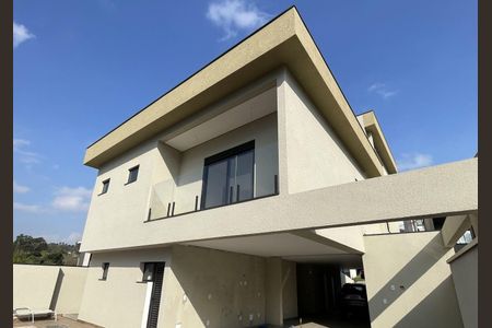 Casa à venda com 274m², 4 quartos e 6 vagas