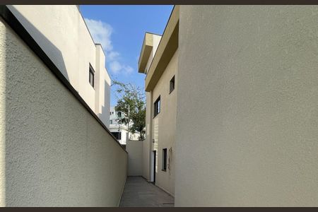 Casa à venda com 274m², 4 quartos e 6 vagas